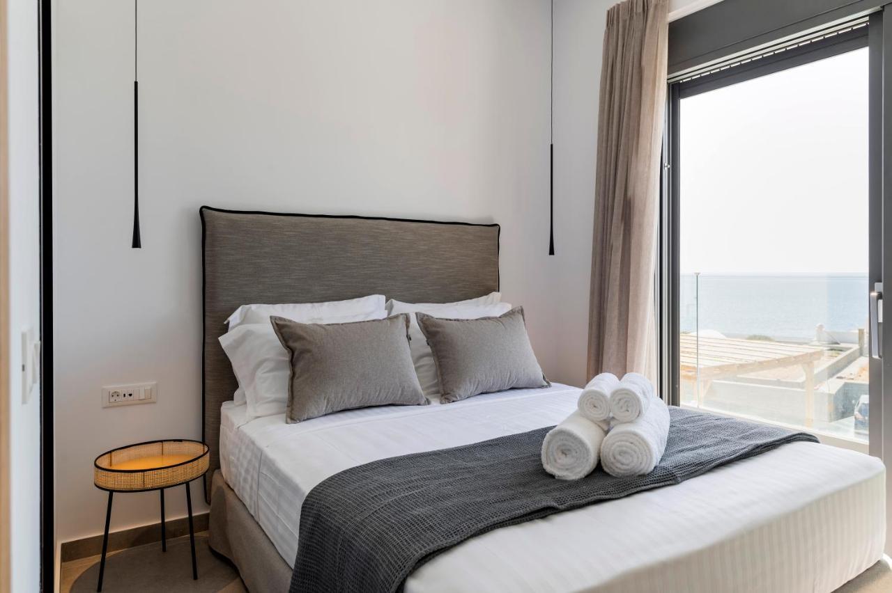 Grand Blue Villas Lachania 外观 照片