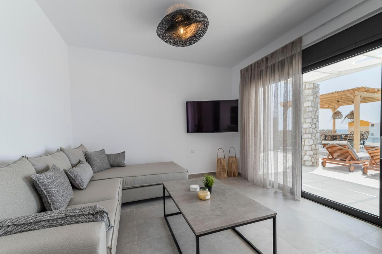 Grand Blue Villas Lachania 外观 照片