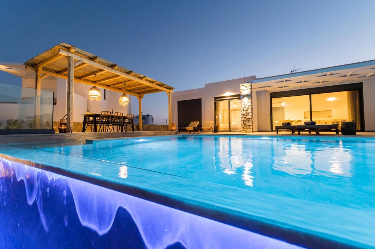Grand Blue Villas Lachania 外观 照片