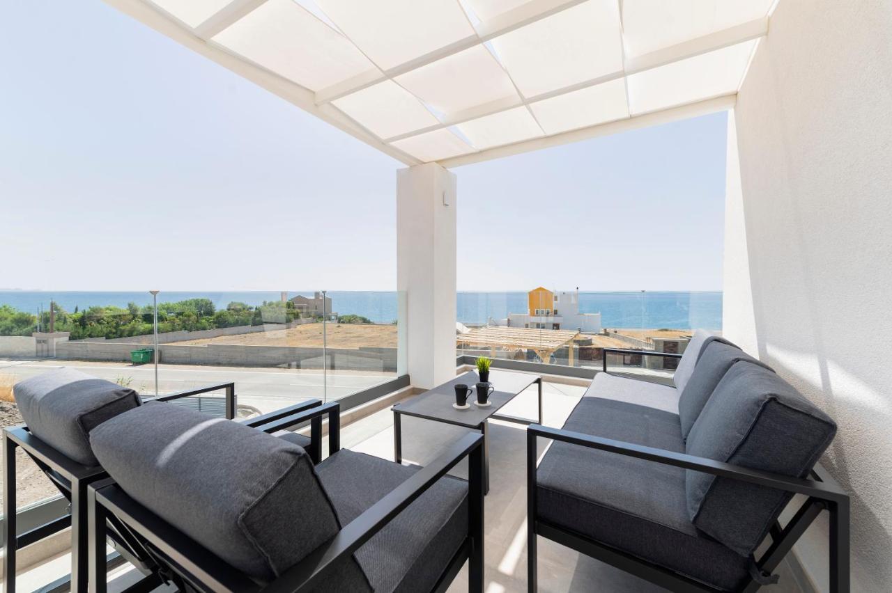 Grand Blue Villas Lachania 外观 照片