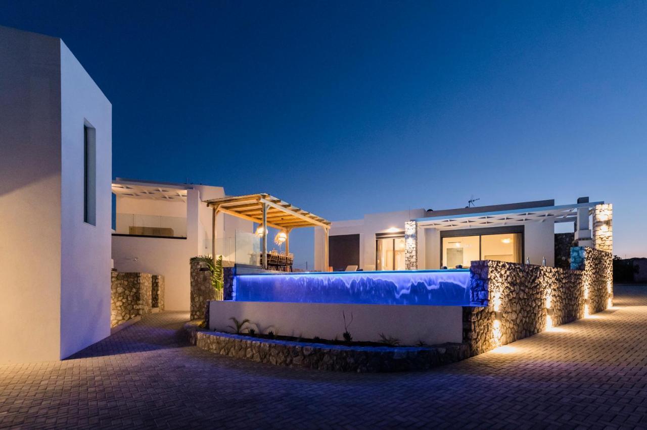 Grand Blue Villas Lachania 外观 照片