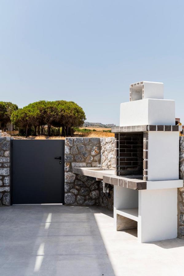 Grand Blue Villas Lachania 外观 照片