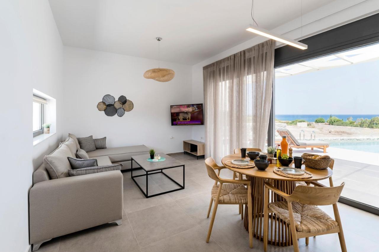 Grand Blue Villas Lachania 外观 照片