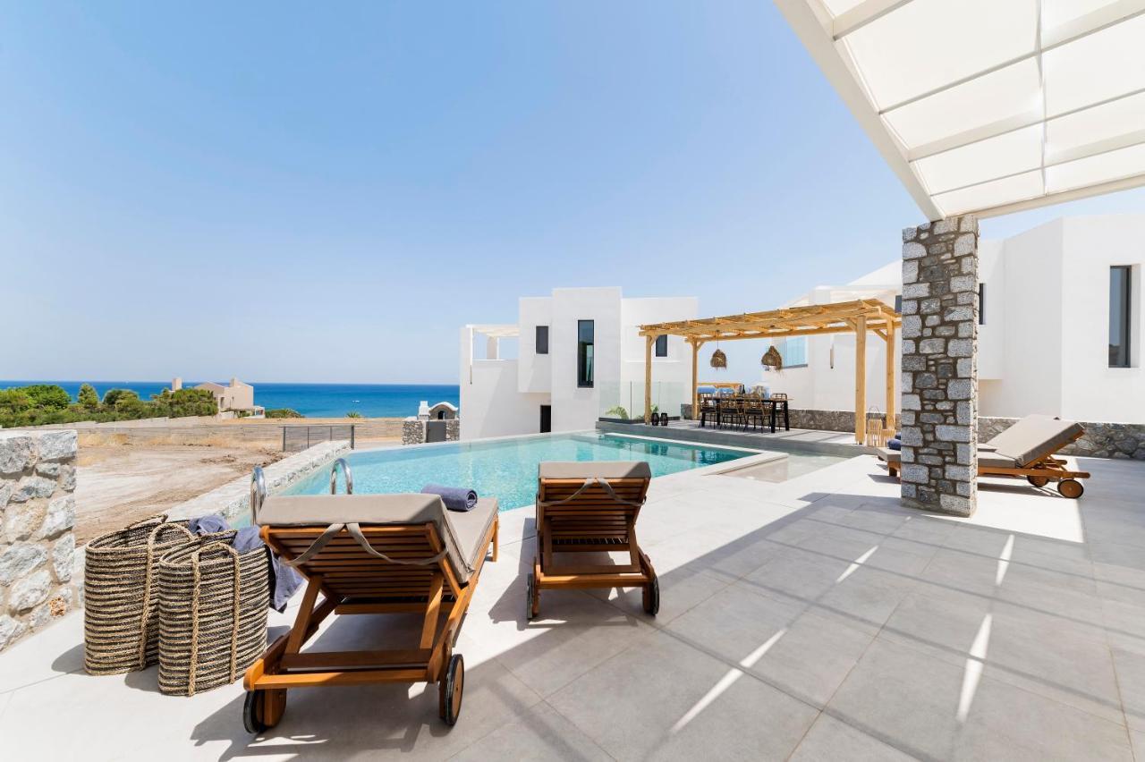 Grand Blue Villas Lachania 外观 照片