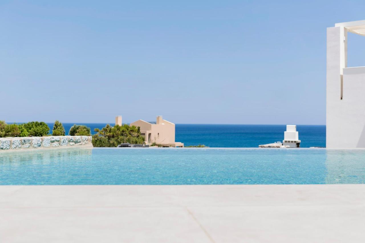 Grand Blue Villas Lachania 外观 照片